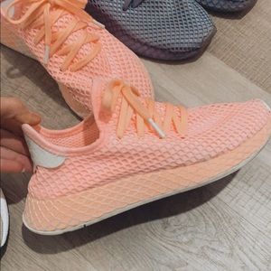 Adidas Deerupt M 6.5/W 7.5